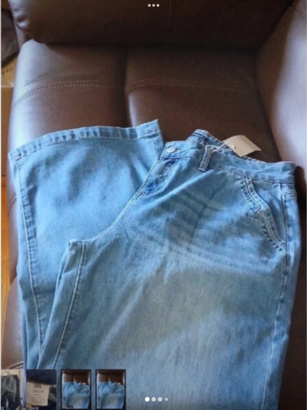 Women’s Relaxed Light Blue Denim Jeans
